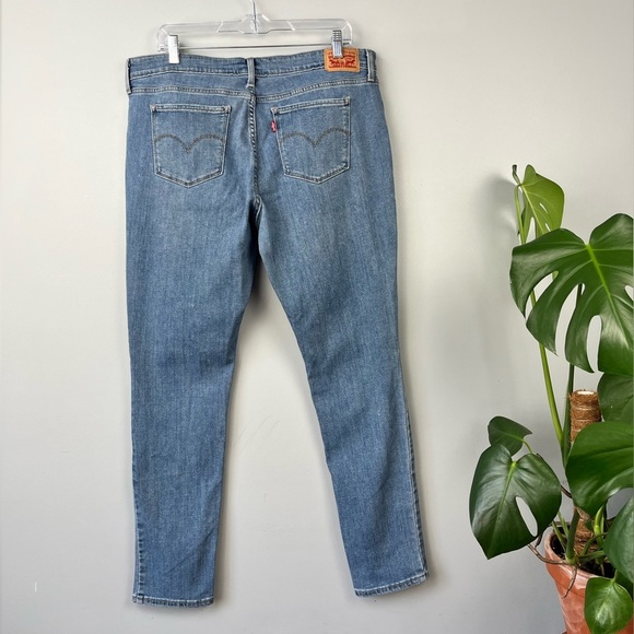 Levi’s 711 Embellished Skinny Jeans - Picture 4 of 5